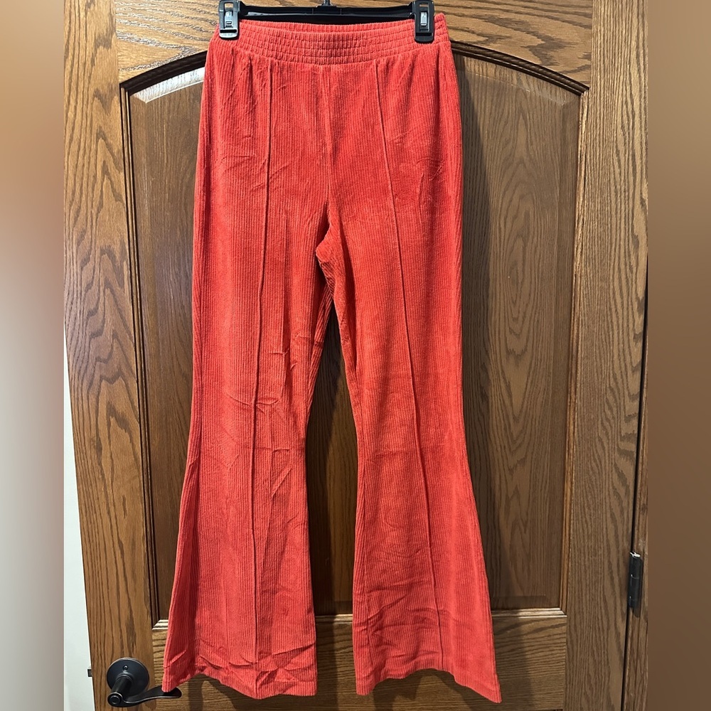 Aerie groove on velour high waisted flare pant‎